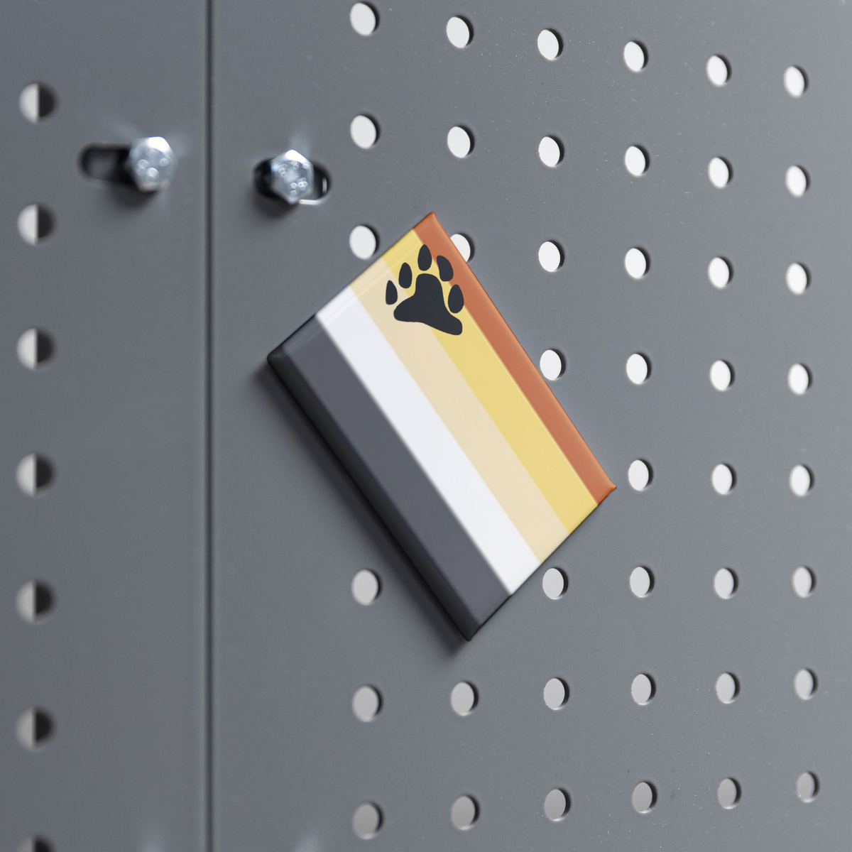 Bear_Flag_Magnet_RectangleButtonMagnet_H_Workspace_AS_Mockup.png